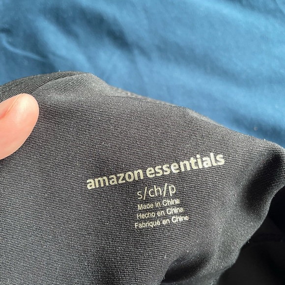Amazon Basics Cropped Leggings - Picture 3 of 3